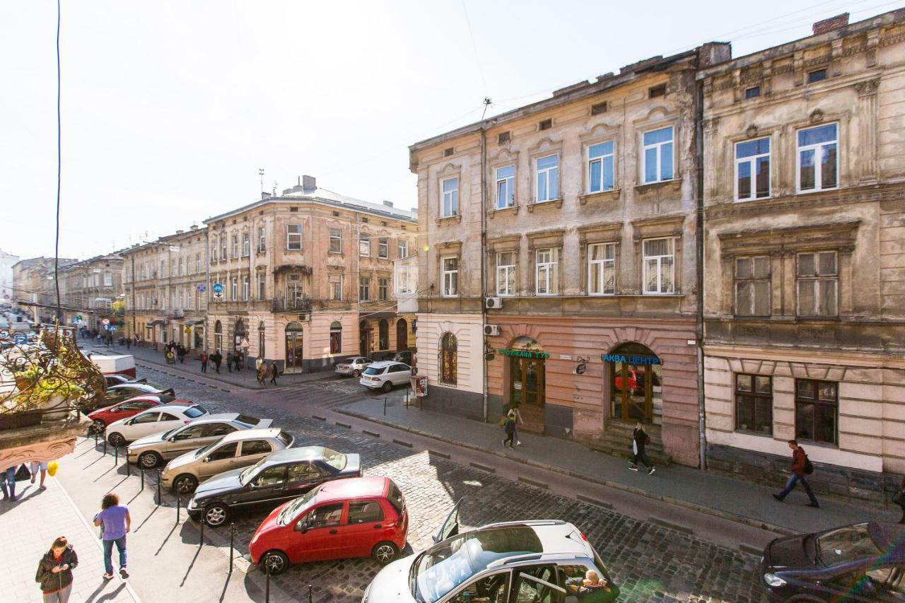Дизайнерська Віп Квартира По Вулиці Куліша 14 Lviv Kültér fotó